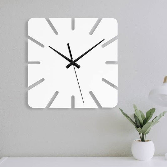 Polite wall clock for home and office in Pakistan